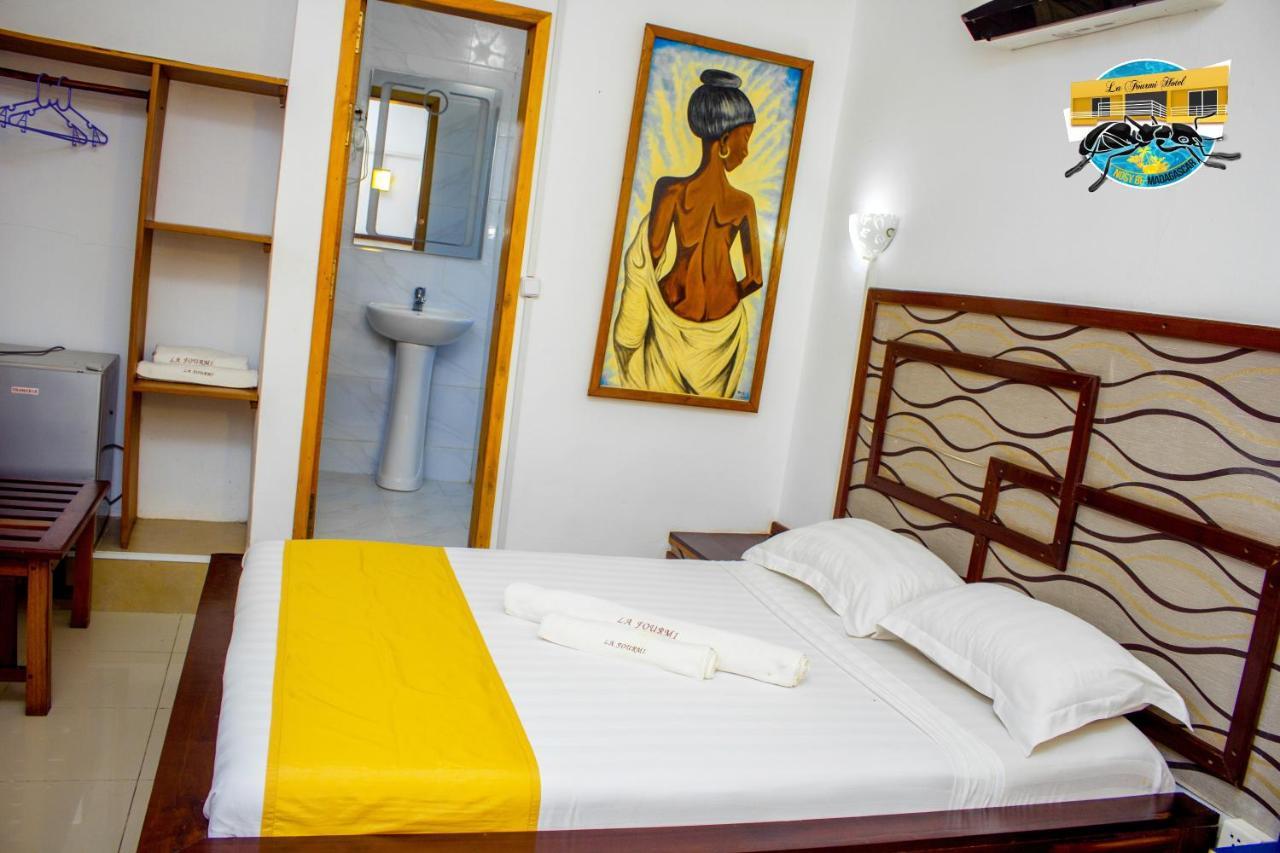La Fourmi Hotel นูซีเบ ภายนอก รูปภาพ