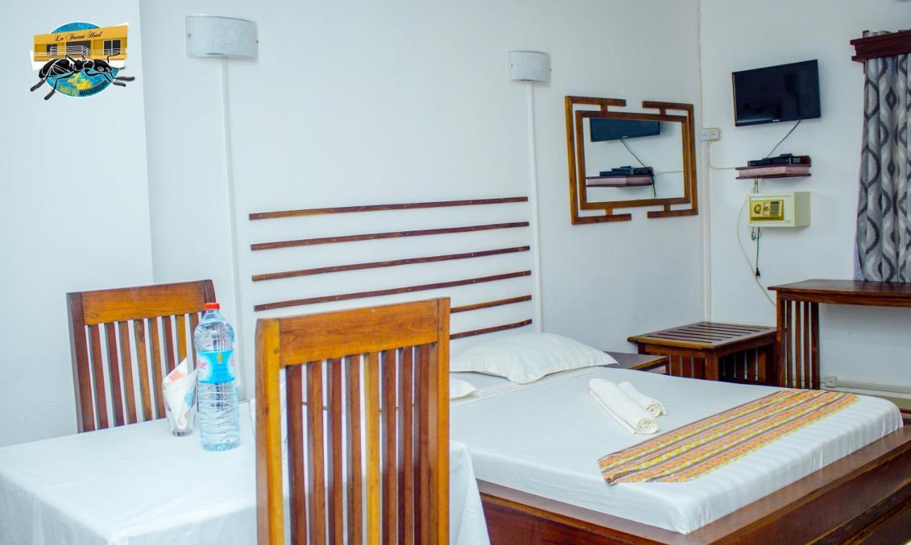 La Fourmi Hotel นูซีเบ ภายนอก รูปภาพ