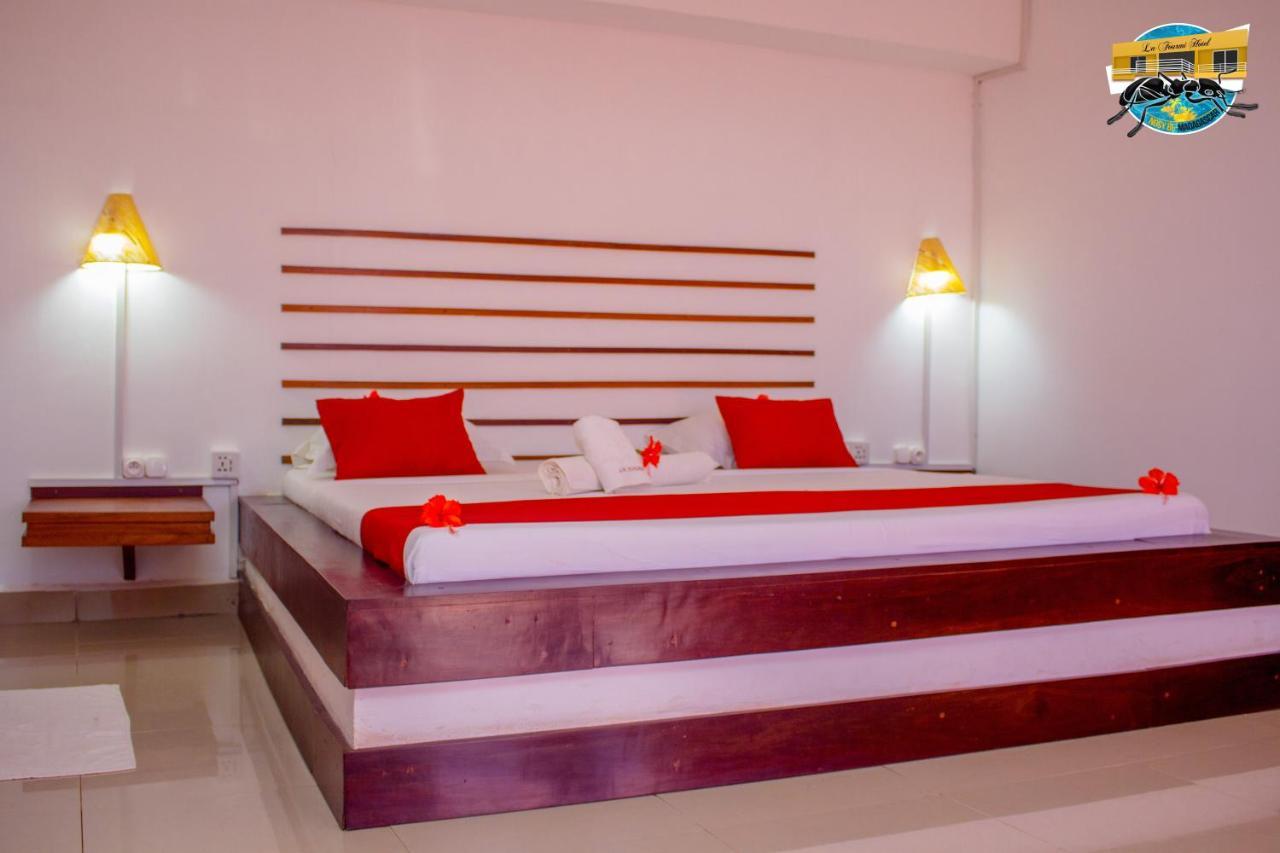 La Fourmi Hotel นูซีเบ ภายนอก รูปภาพ